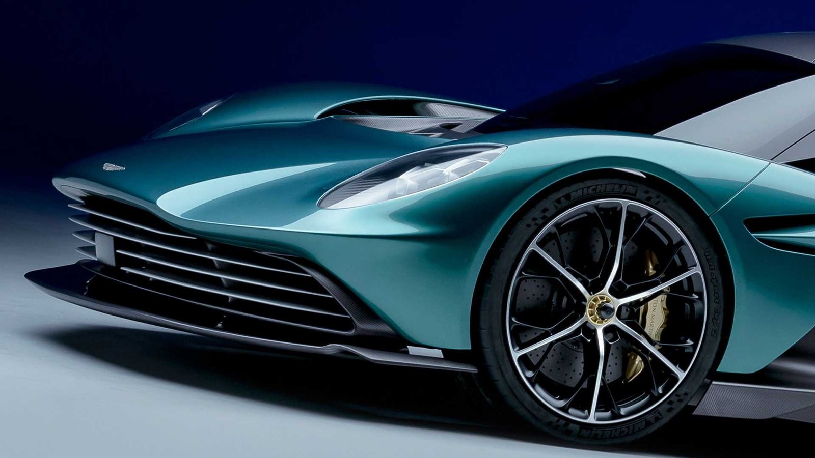 aston-martin-valhalla_19
