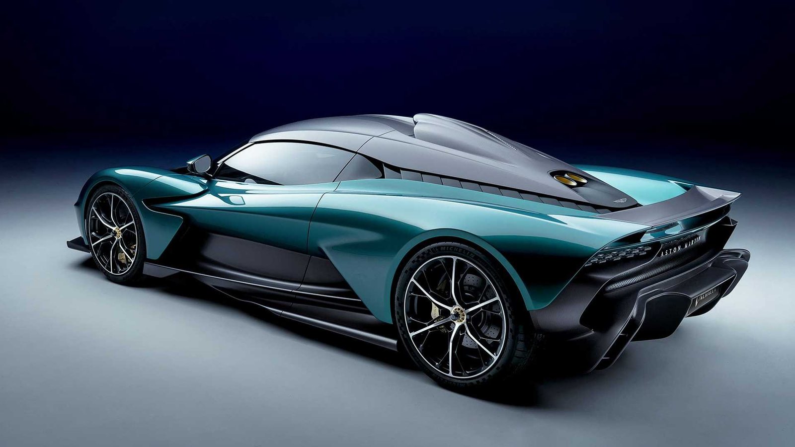 aston-martin-valhalla_5