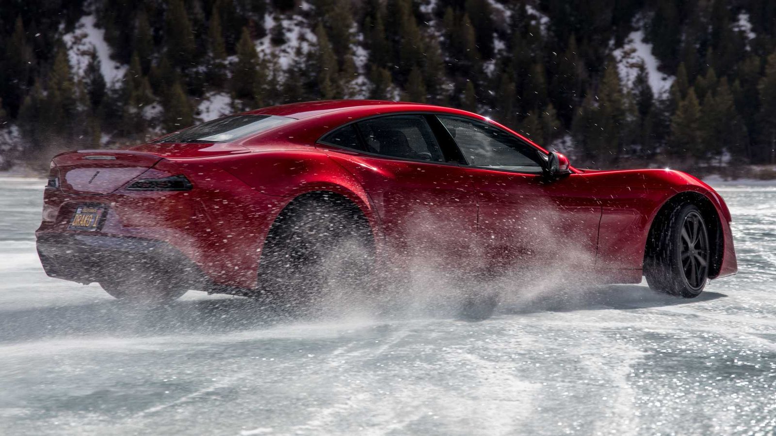Drako GTE, prova de exigência extrema em gelo e neve