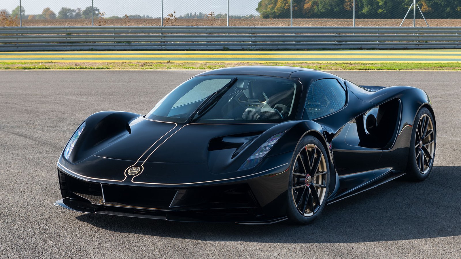 Lotus apresenta o Evija Fittipaldi